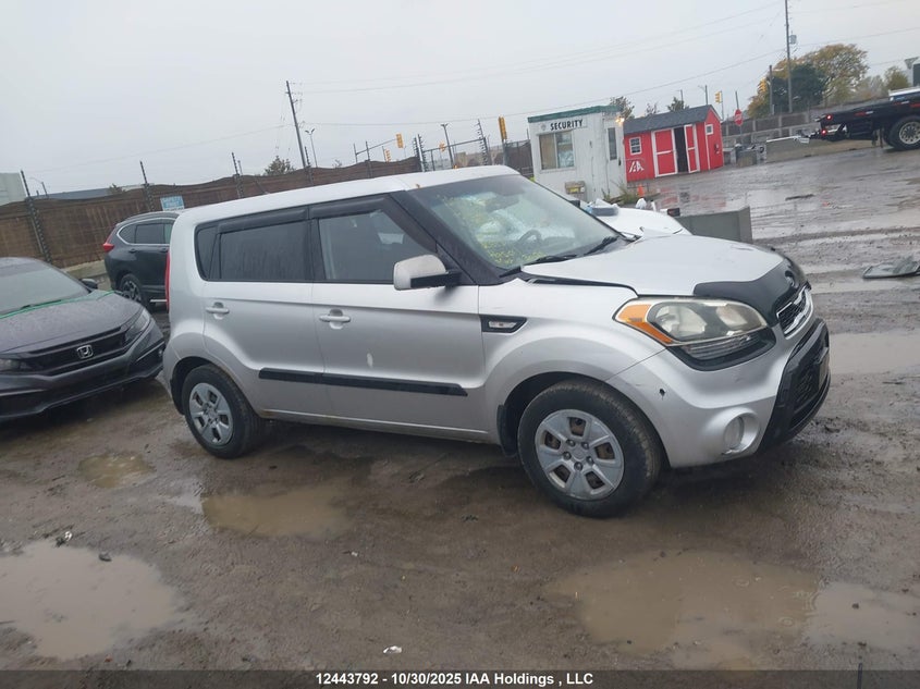 2012 Kia Soul VIN: KNDJT2A57C7451052 Lot: 12443792