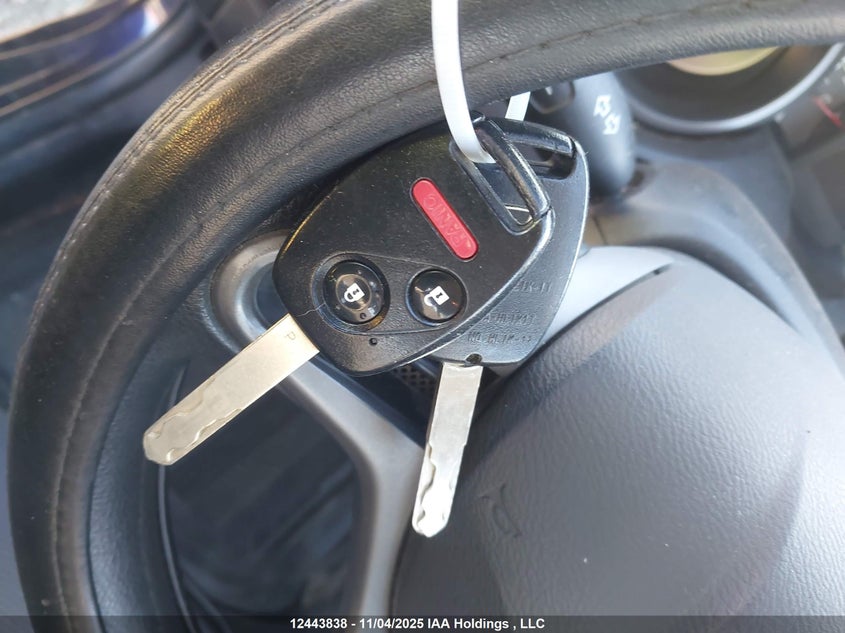 2009 Honda Fit Lx VIN: JHMGE87579S811133 Lot: 12443838