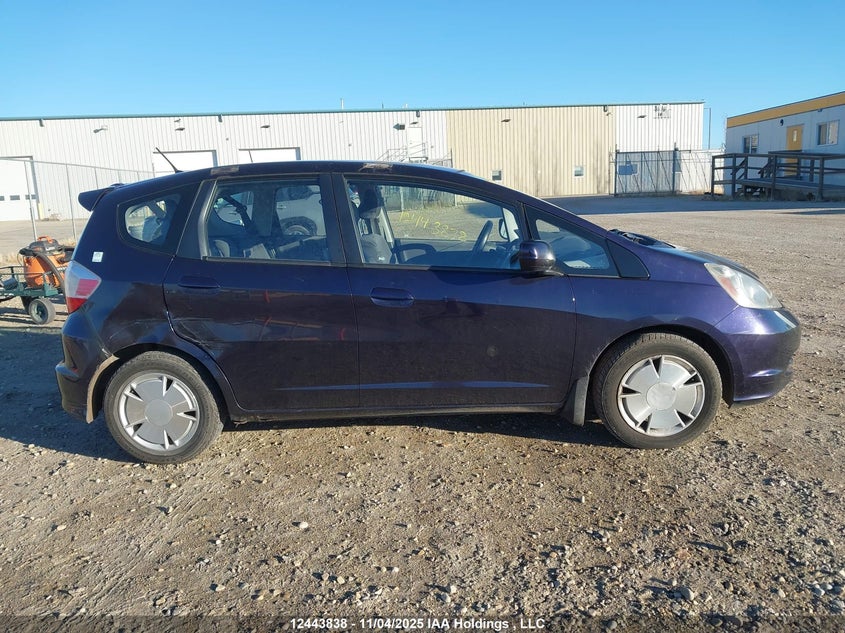 2009 Honda Fit Lx VIN: JHMGE87579S811133 Lot: 12443838