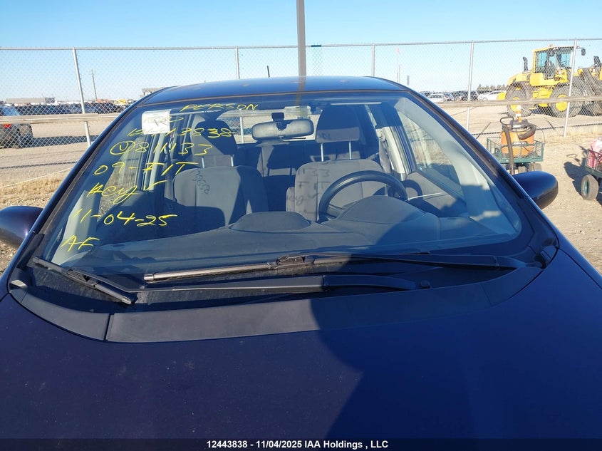 2009 Honda Fit Lx VIN: JHMGE87579S811133 Lot: 12443838