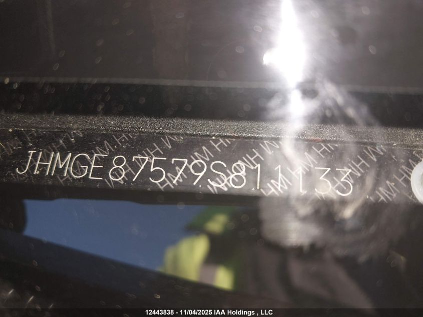 2009 Honda Fit Lx VIN: JHMGE87579S811133 Lot: 12443838