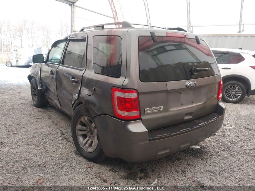 1FMCU9DG2BKA23358 2011 FORD ESCAPE photo no. 3