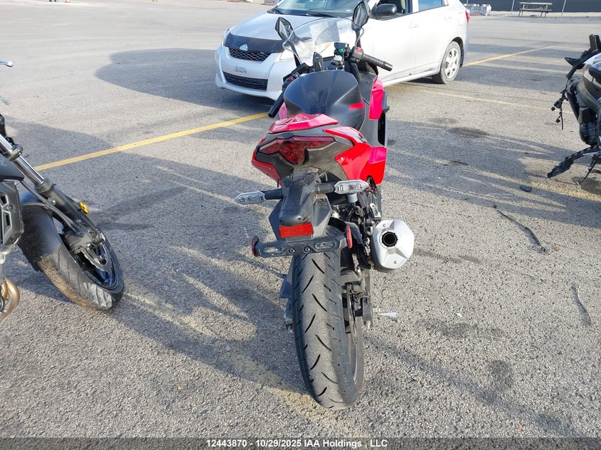 ML5EXGJ16SDA60827 2025 KAWASAKI NINJA photo no. 6