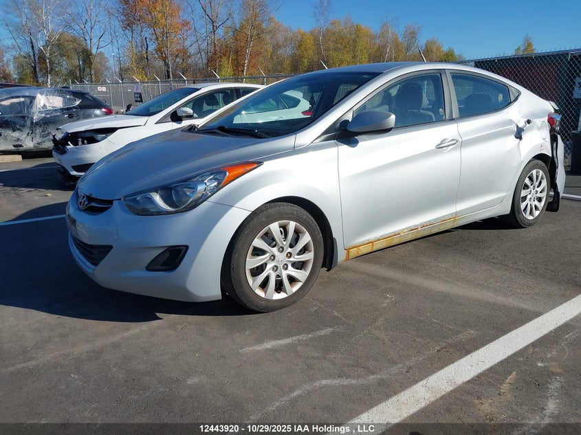 5NPDH4AE6DH366582 2013 HYUNDAI ELANTRA photo no. 2