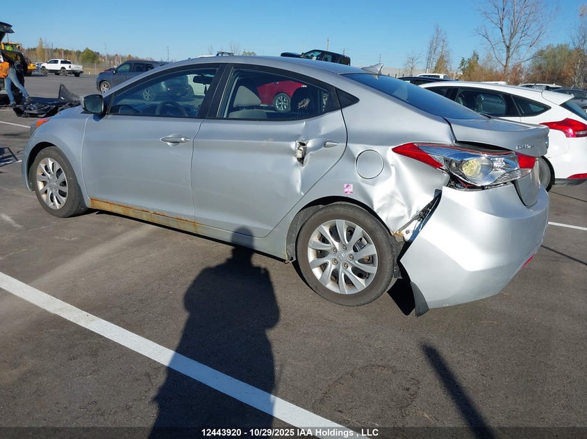 5NPDH4AE6DH366582 2013 HYUNDAI ELANTRA photo no. 3