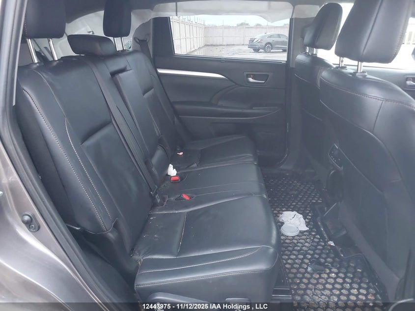 5TDJZRFH6KS573142 2019 TOYOTA HIGHLANDER photo no. 8