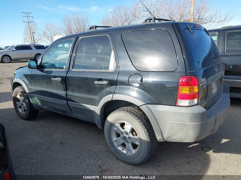 1FMYU03127KA96459 2007 FORD ESCAPE photo no. 14