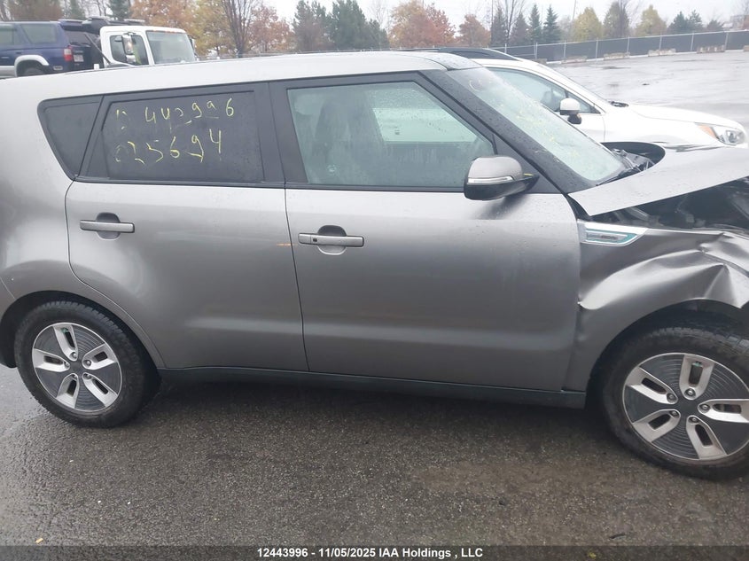 KNDJR3AE5H7025694 2017 KIA SOUL EV photo no. 13