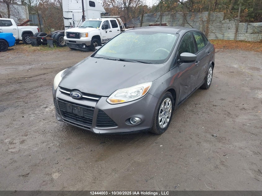 1FAHP3F20CL368552 2012 FORD FOCUS photo no. 2