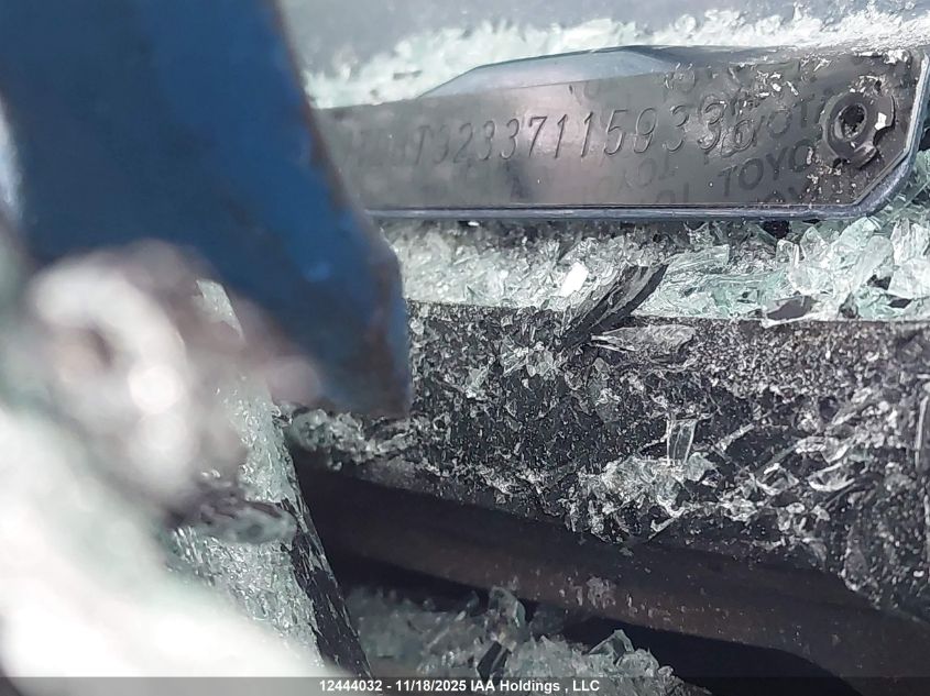 2007 Toyota Yaris VIN: JTDBT923371159336 Lot: 12444032