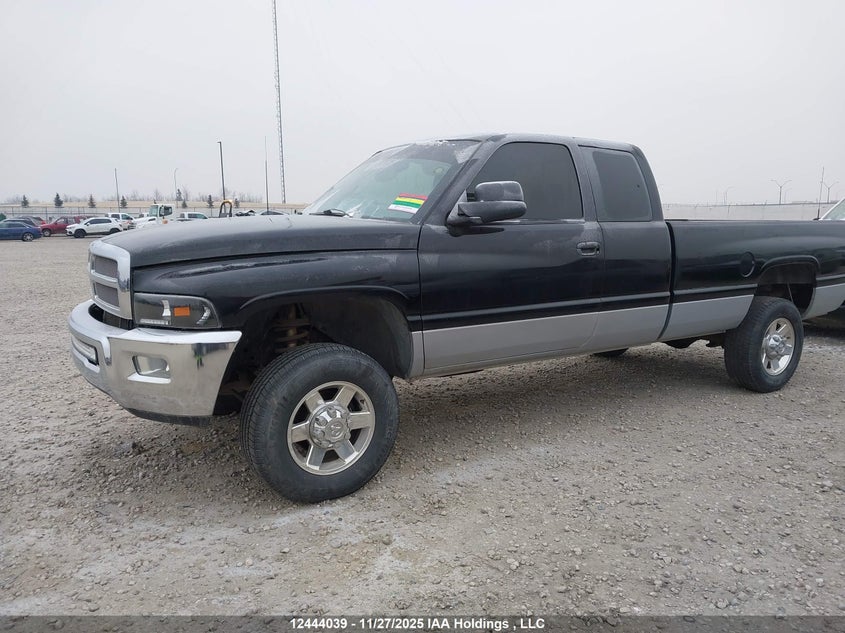 1996 Dodge Ram 2500 VIN: 1B7KF23C1TJ131560 Lot: 12444039