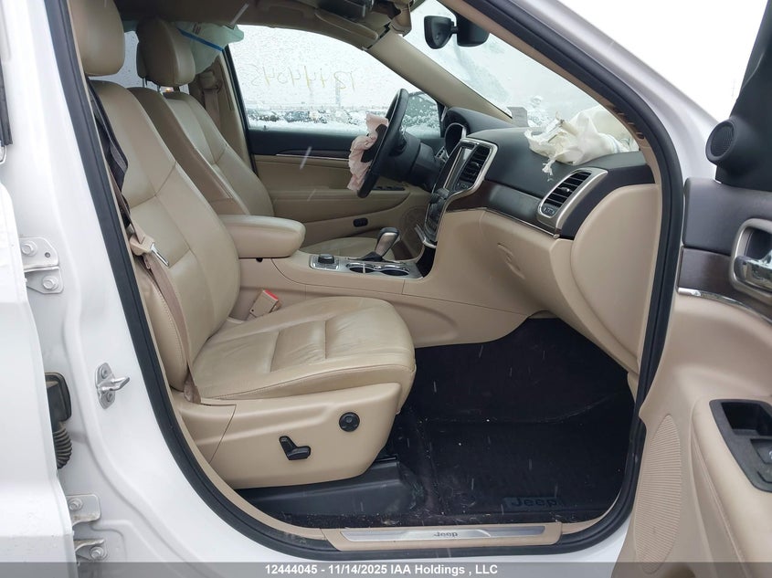 1C4RJFBT4HC935823 2017 JEEP GRAND CHEROKEE photo no. 5