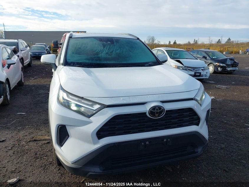 2T3R1RFV4PC389602 2023 TOYOTA RAV 4 photo no. 13