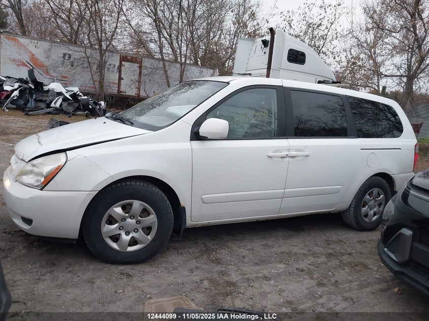 KNDMB233296305443 2009 KIA SEDONA photo no. 14