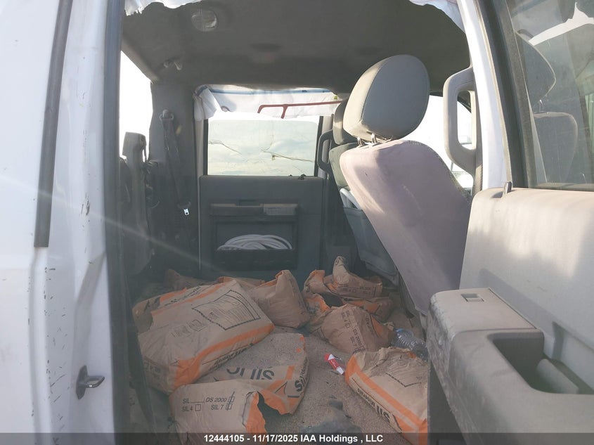 2013 Ford F250 Super Duty VIN: 1FT7W2B65DEB82748 Lot: 12444105