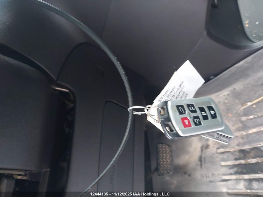 5TDXK3DC4FS562357 2015 TOYOTA SIENNA photo no. 11