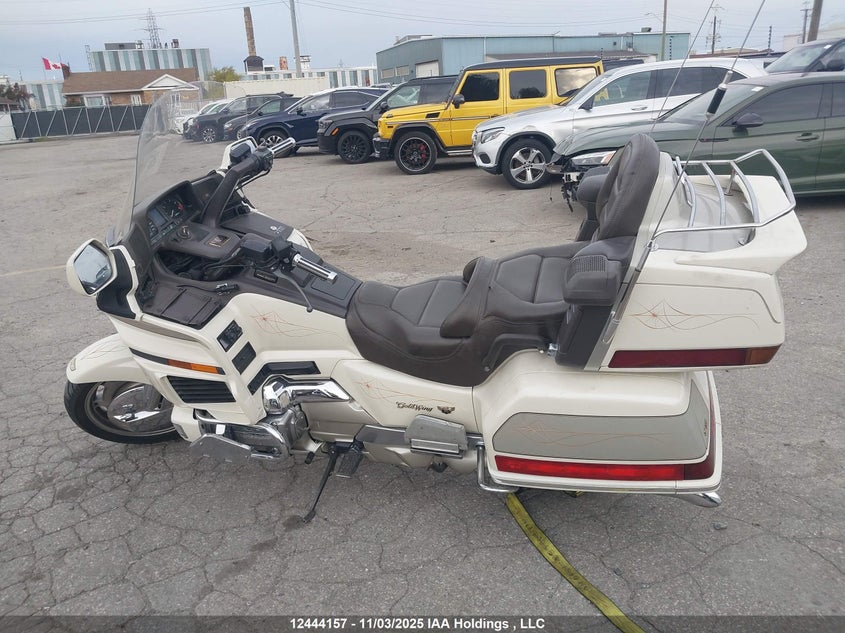 1990 Honda Gl1500 Se VIN: 1HFSC2254LA200131 Lot: 12444157