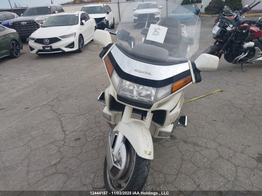 1HFSC2254LA200131 1990 HONDA GL photo no. 5