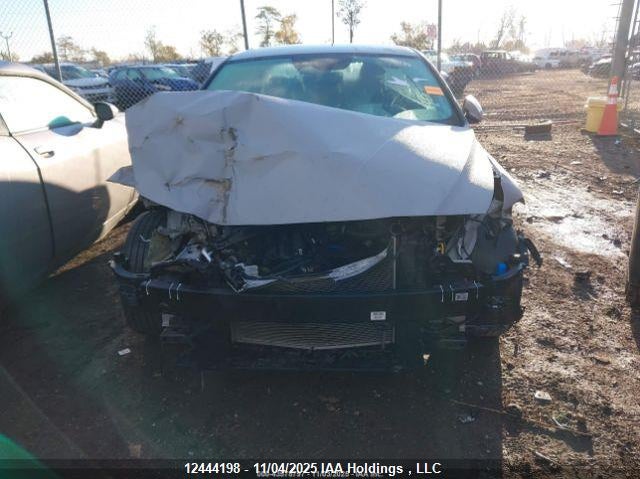 KMHLM4AG2PU562842 2023 HYUNDAI ELANTRA photo no. 13