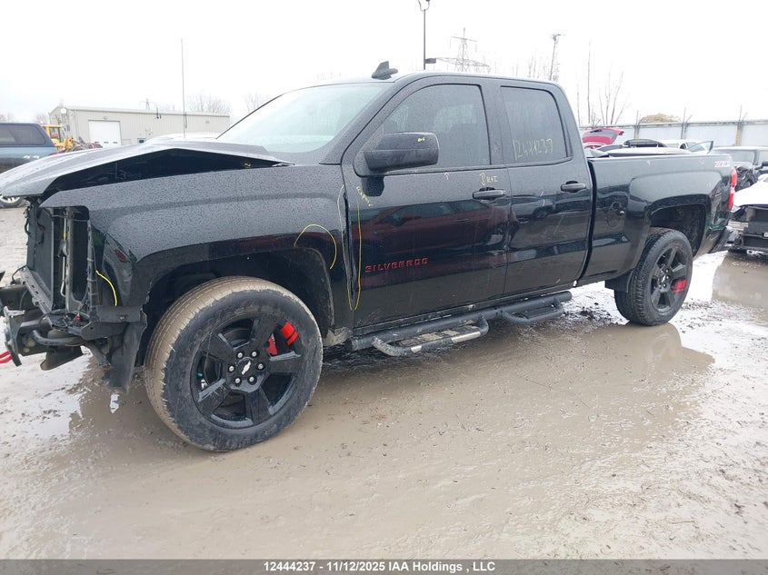 1GCVKREC3HZ393670 2017 CHEVROLET SILVERADO photo no. 2