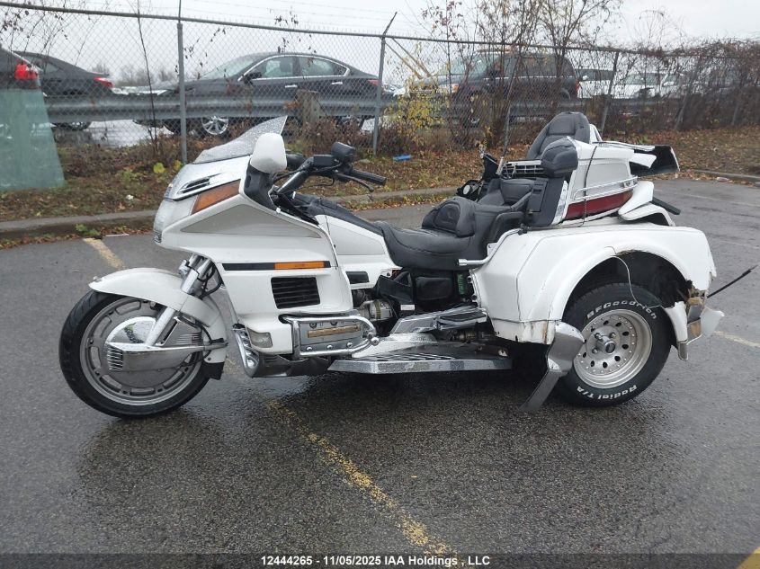 1996 Honda Gl1500 Se VIN: 1HFSC225XTA800555 Lot: 12444265