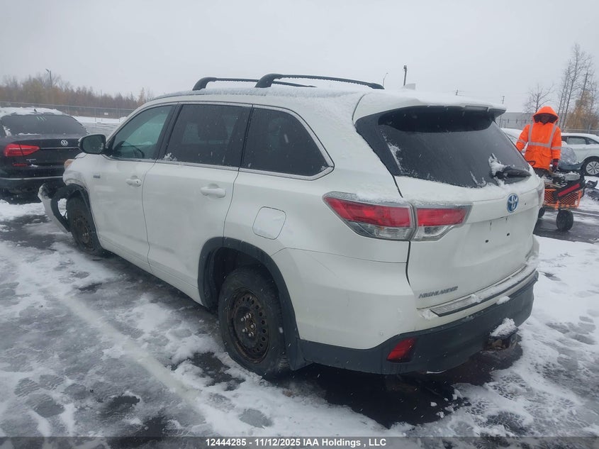 5TDDCRFH8FS013546 2015 TOYOTA HIGHLANDER photo no. 3