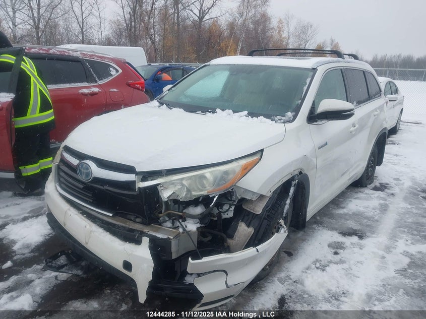 5TDDCRFH8FS013546 2015 TOYOTA HIGHLANDER photo no. 6