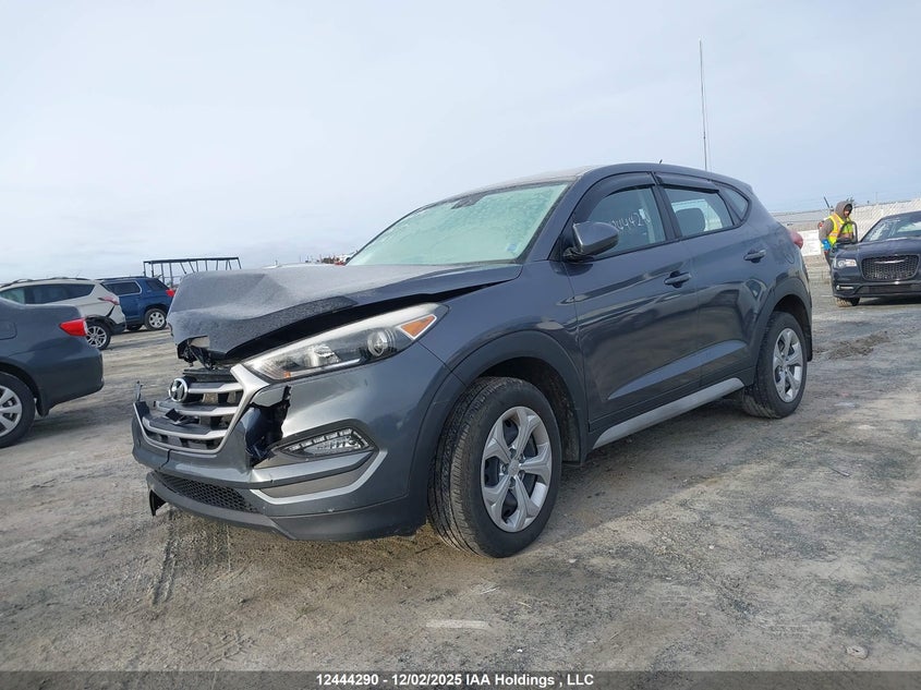 KM8J23A42JU640489 2018 HYUNDAI TUCSON photo no. 2