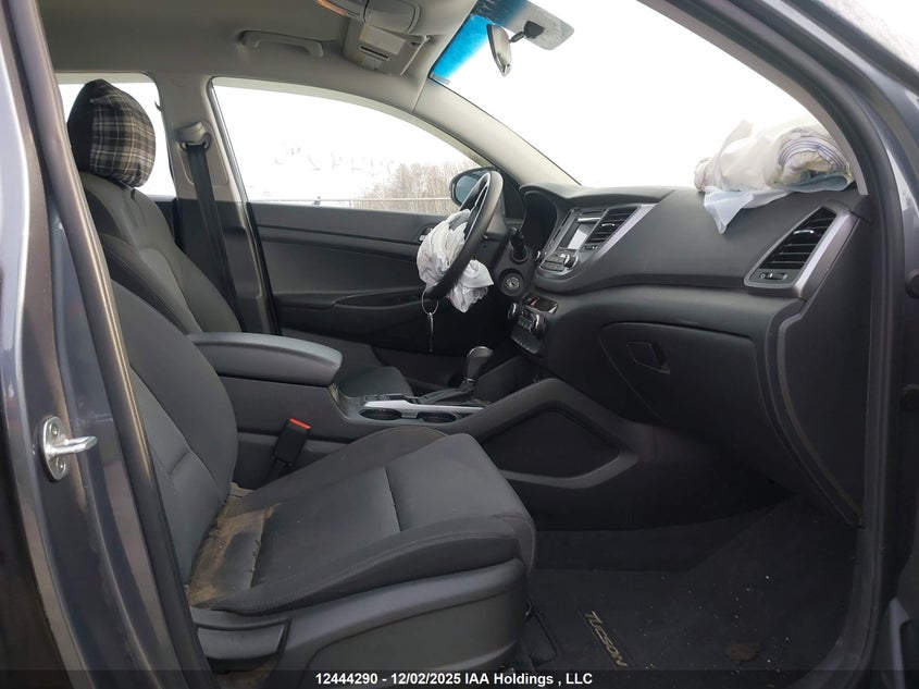 KM8J23A42JU640489 2018 HYUNDAI TUCSON photo no. 5