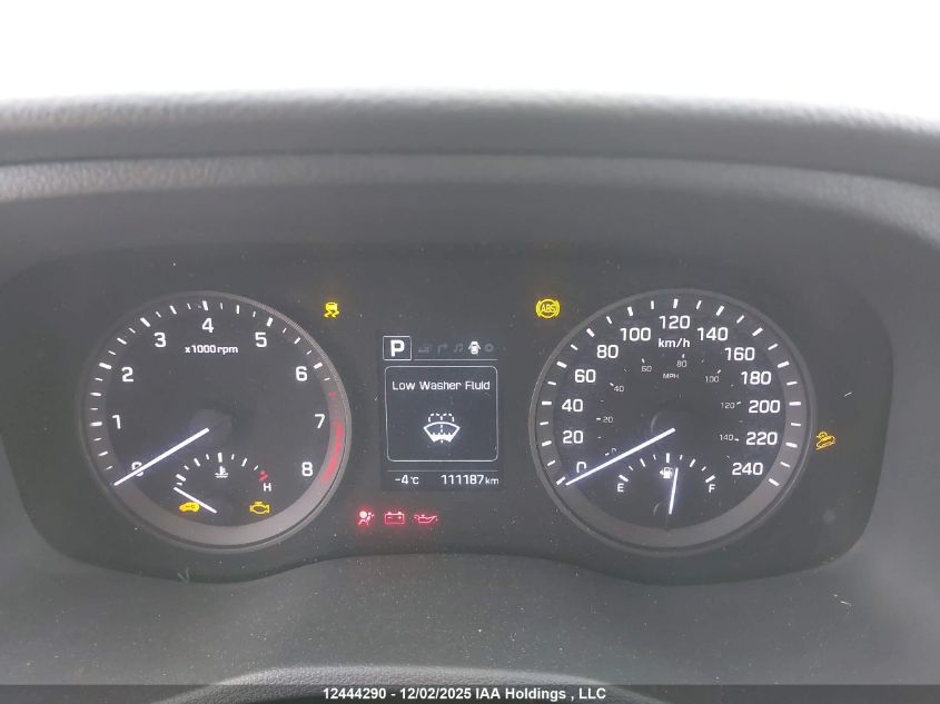 2018 Hyundai Tucson Base 2.0L VIN: KM8J23A42JU640489 Lot: 12444290