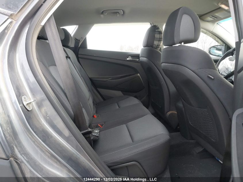 2018 Hyundai Tucson Base 2.0L VIN: KM8J23A42JU640489 Lot: 12444290