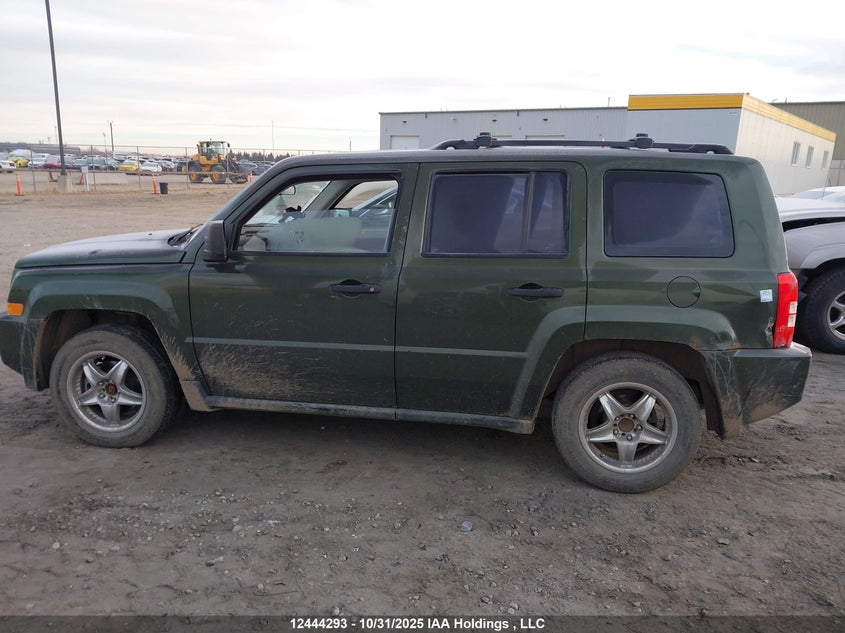 1J8FT28W57D277082 2007 JEEP LIBERTY (PATRIOT) photo no. 14
