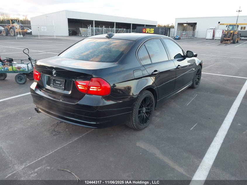 WBAPK7C53AA462926 2010 BMW 3ER photo no. 4