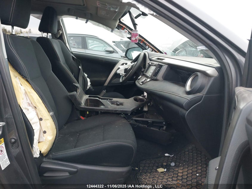 2T3RFREV2FW351138 2015 TOYOTA RAV 4 photo no. 5