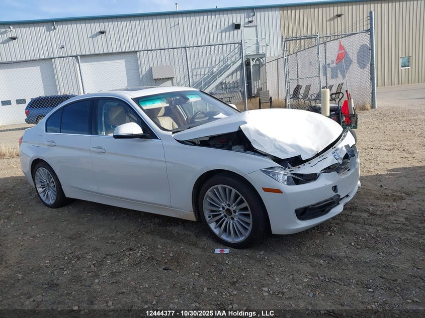 2013 BMW 328 Xi VIN: WBA3B3C57DF534399 Lot: 12444377