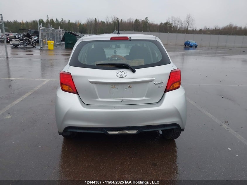 VNKKTUD34FA019849 2015 TOYOTA YARIS photo no. 16