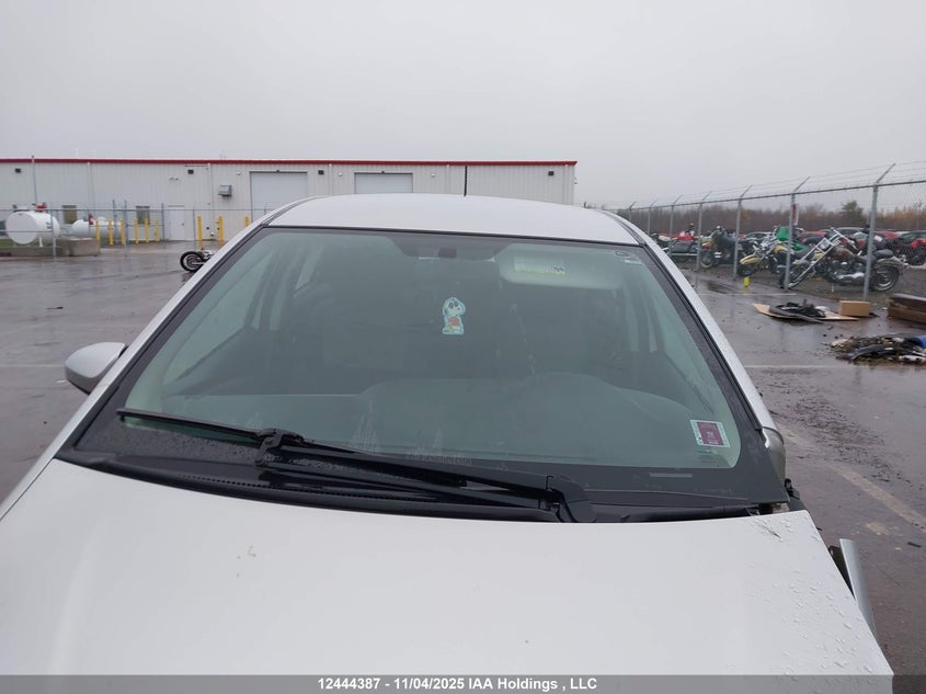VNKKTUD34FA019849 2015 TOYOTA YARIS photo no. 17