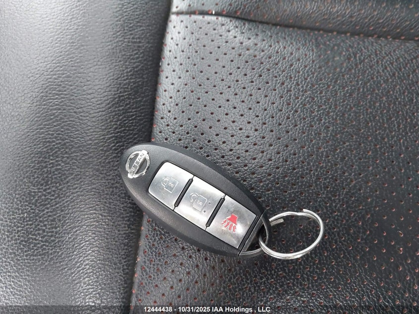 2015 Nissan Juke Sl/Sv VIN: JN8AF5MV6FT558629 Lot: 12444438