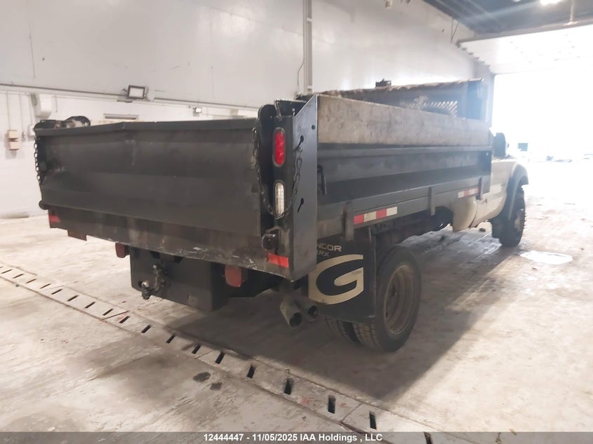 1FDUF5HT1FED22780 2015 FORD F550 photo no. 4