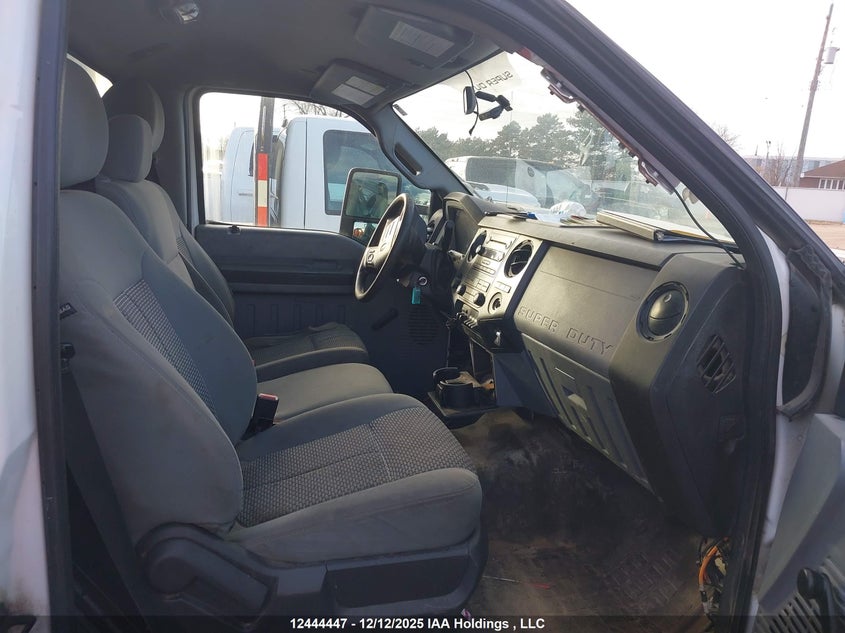 1FDUF5HT1FED22780 2015 FORD F550 photo no. 8