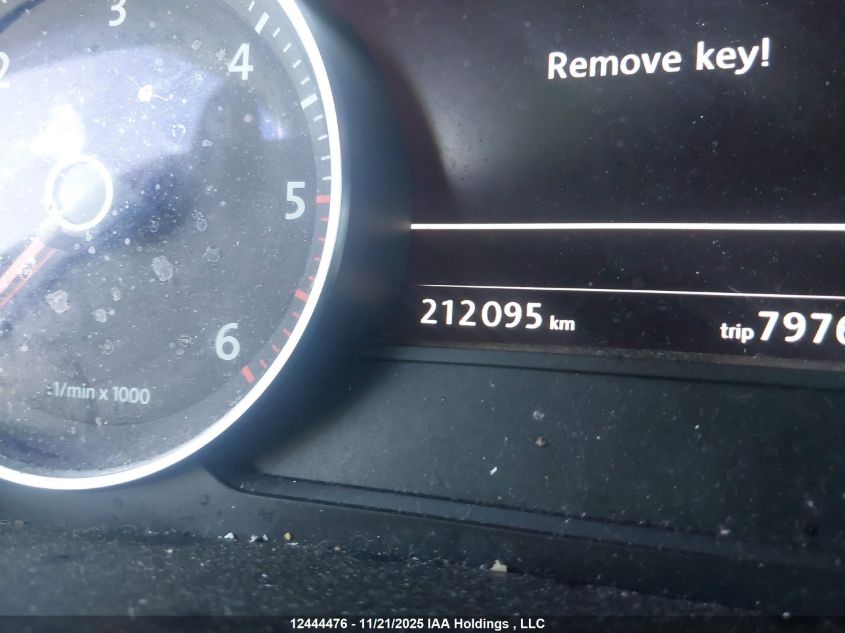 2013 Volkswagen Touareg VIN: WVGEP9BP3DD008135 Lot: 12444476