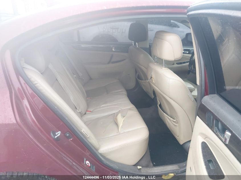 2010 Hyundai Genesis 3.8L VIN: KMHGC4DE2AU091572 Lot: 12444496