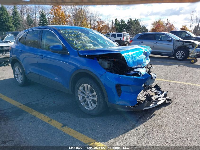 2021 Ford Escape Hybrid