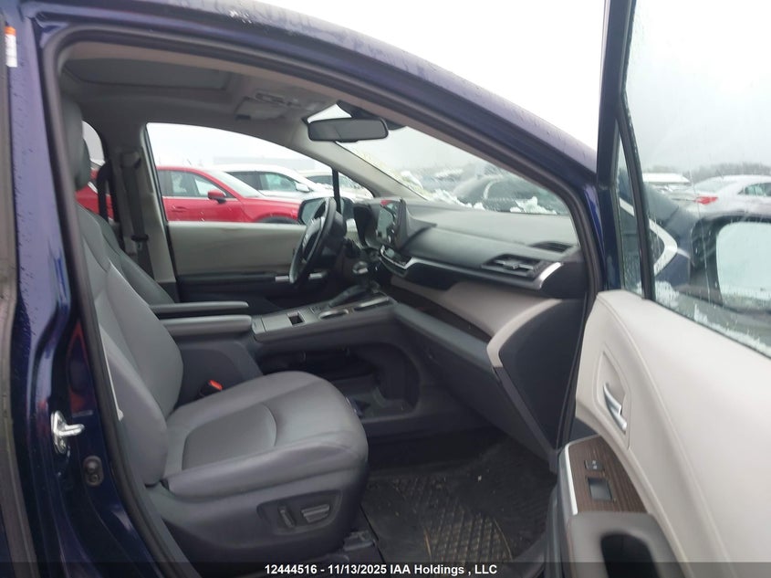 5TDGRKEC8NS107322 2022 TOYOTA SIENNA photo no. 5