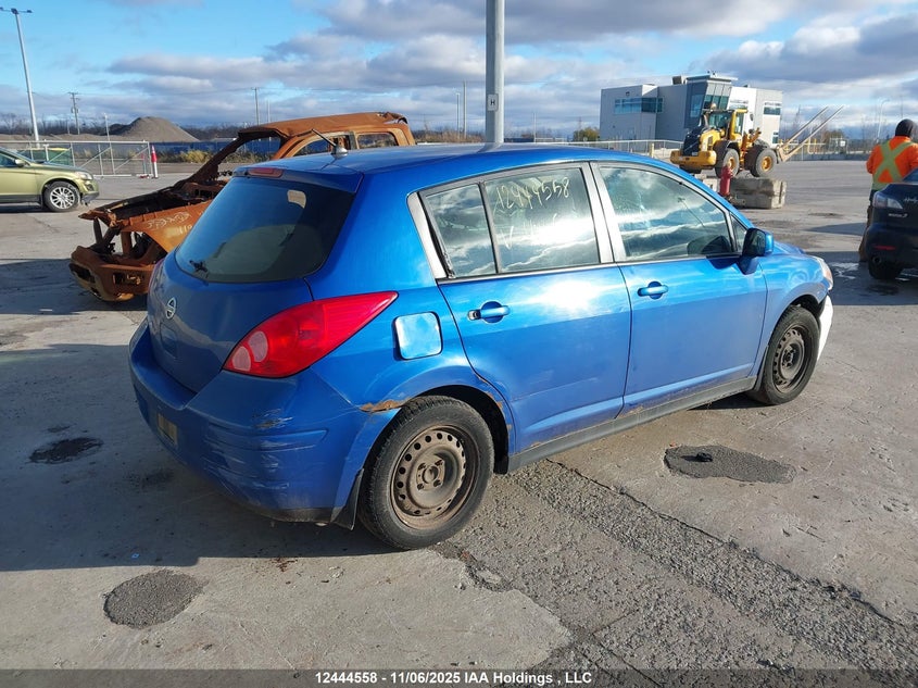 3N1BC13E28L441630 2008 NISSAN VERSA photo no. 4
