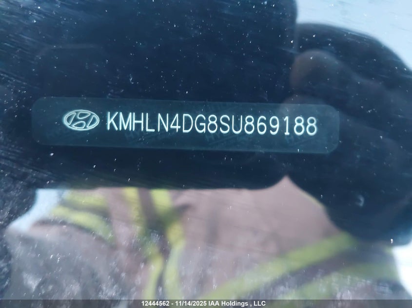 2025 Hyundai Elantra Luxury VIN: KMHLN4DG8SU869188 Lot: 12444562