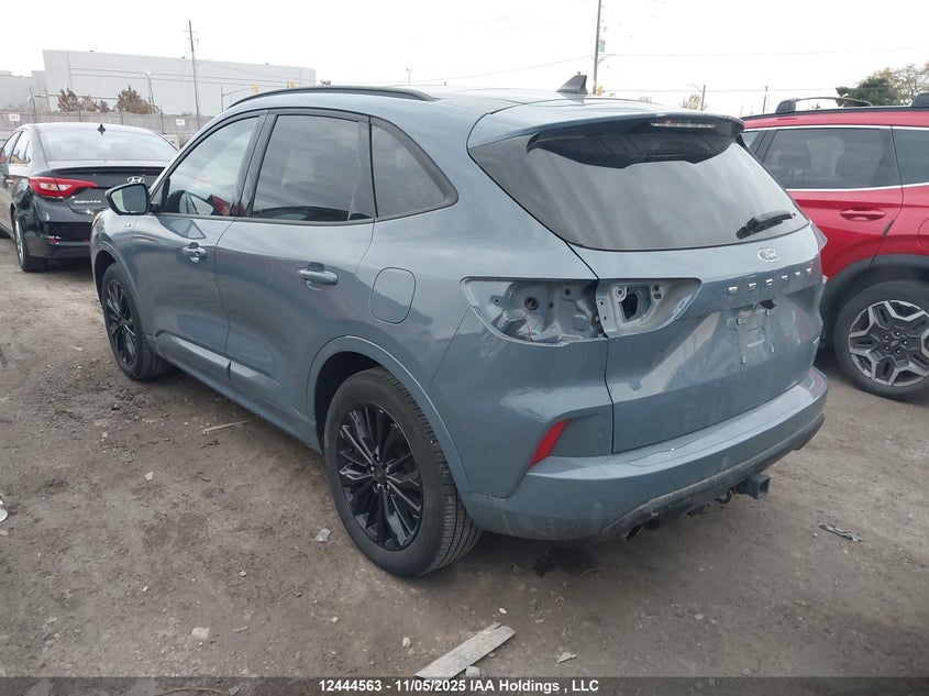 1FMCU9PZ3PUB09478 2023 FORD ESCAPE photo no. 3