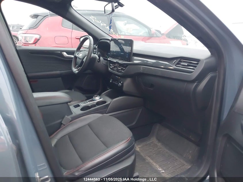 1FMCU9PZ3PUB09478 2023 FORD ESCAPE photo no. 5