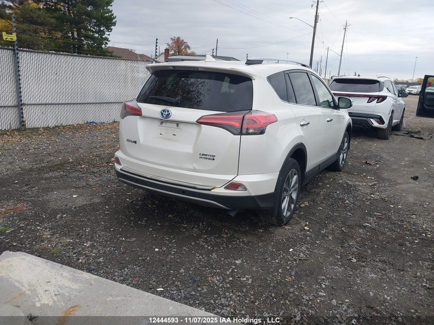 JTMDJREV2HD106994 2017 TOYOTA  photo no. 4