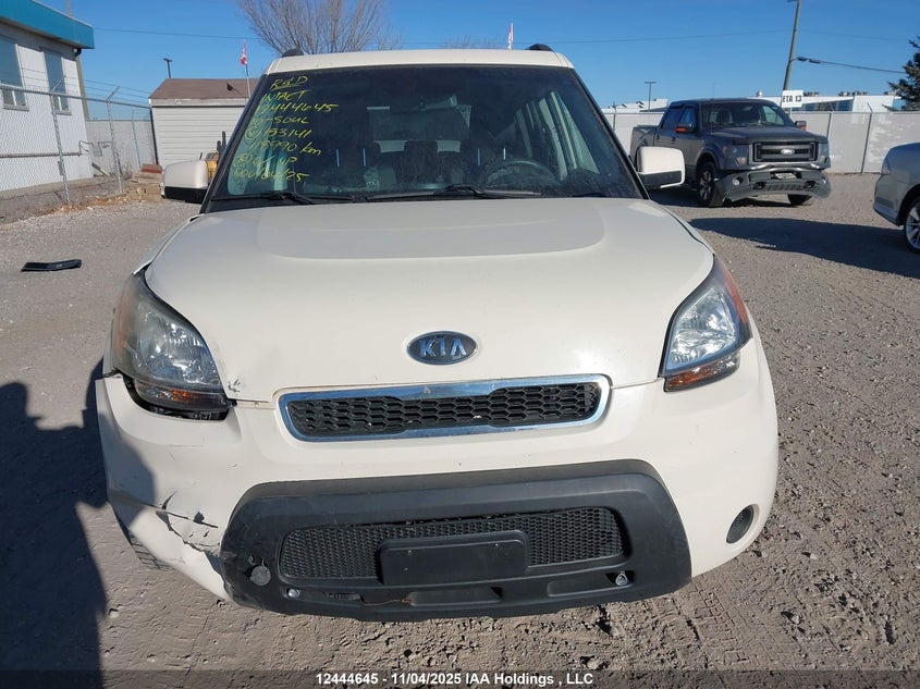 KNDJT2A22A7153141 2010 KIA SOUL photo no. 13